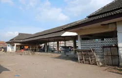 Terminal Majalaya yang di duga menjadi jejak dari peninggalan keberadaan stasiun Majalaya. (Sumber: Dokumen Pribadi | Foto: Fajar Rizky Ramadhan)