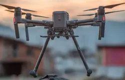 Ilustrasi drone untuk menanggulangi bencana gempa bumi. (Sumber: Meta AI | Foto: Totok Siswantara)