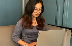 Penulis sedang menganalisis teknik penulisan Summarecon Agung Tbk dari tiga platform.