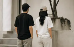 Ilustrasi produk fashion. 