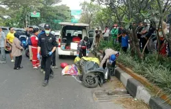 Seorang pengemudi ojek online tewas usai terjatuh karena lubang di Jalan Dr. Djunjunan Kota Bandung, Rabu (17/6/2026). (Sumber: Dok. Unit Gakkum Polrestabes Bandung)