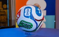 Bola Piala Dunia 2026. (Sumber: Wikimedia Commons | Foto: UKinUSA)