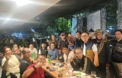 Perkumpulan 98 dalam sebuah pertemuan. (Foto: Mang Aqli)