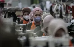 Ilustrasi pekerja perempuan. (Sumber: Ayobandung.com | Foto: Kavin Faza)