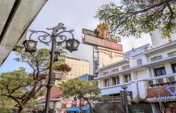 Salah satu sudut kawasan heritage Braga. (Sumber: ayobandung.com | Foto: Arif Ruhiyat)