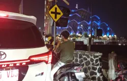 Kemacetan pada waktu rush hour di Jalan Cimincrang. (Foto: Rahma Rumaisha Putri)