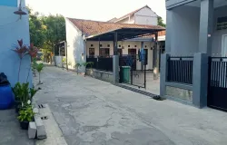 Bisnis kontrakan daerah Peundeuy, Cicalengka. (Sumber: Pribadi | Foto: Intan oktari ramadhani)
