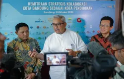 Walikota Bandung Tanda Tangani Kemitraan Strategis Kolaborasi Kota Bandung sebagai Kota Pendidikan (Sumber: Bandung.go.id)