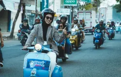 Motor klasik vespa. (Sumber: Pexels | Foto: setengah lima sore)