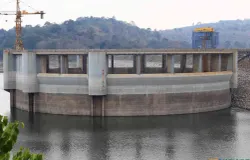 Pengelola Waduk Jatiluhur menyebutkan kemarau panjang pada Juli 2023 menyebabkan tinggi muka air waduk mengalami penyusutan hingga 10 meter atau 2 meter diambang batas kritis. (Sumber: ayobandung.id | Foto: Irfan Al Faritsi)