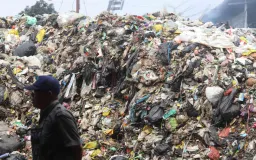 Krisis Sampah Bandung Raya di Tengah Sarimukti yang Sekarat