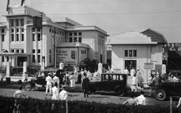 Sejarah Jaarbeurs, Cerita di Balik Kemeriahan Pameran Dagang Bandung Tempo Doeloe