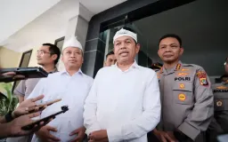 KDM yang Katanya Bahagia Digugat Soal Kebijakan Rombel 50 Siswa