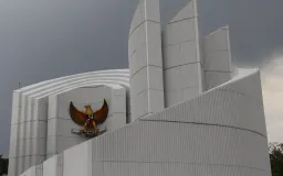 Tacit Knowledge: Menyelamatkan Sejarah dari Lupa Kolektif 