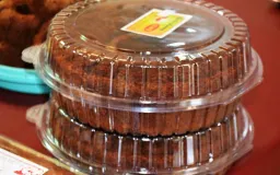 Bolu Pisang Bu Wita, Oleh-Oleh Legendaris yang Jadi Buruan Pelancong di Bandung