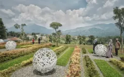 Wisata Religius untuk Mengenang Eril 