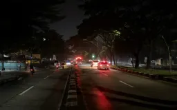 Minimnya Penerangan di Sebagian Jalan Soekarno-Hatta Bandung pada Malam Hari