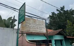 5 Jam Siswa-Siswi SDN 117 Batununggal Menunggu Wali Kota: Ironis, Immoral, dan Perlu Ditinjau Ulang