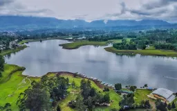 Melipir dari Kota: Pesona Magnetis Pinggiran Bandung