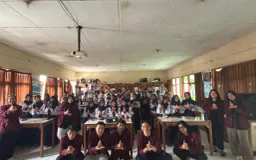 Edukasi tentang Etika Komunikasi Digital dan Cyberbullying