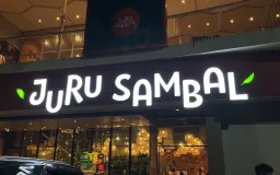 Juru Sambal, Sensasi Pedas yang Jadi Pengalaman Kuliner di Burangrang Bandung