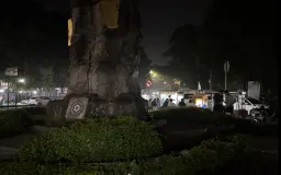 Alih Fungsi Tugu Simpang Diponegoro Citarum pada Malam Hari, Menyimpang atau Membantu UMKM? 