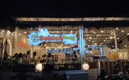 Antrean, Obrolan, dan Semangkuk Pedas di Seblak Mang Ali