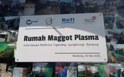 Pengolahan Sampah Organik dengan Maggot Jadi Solusi di Cigending