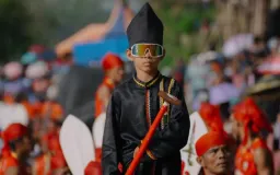 Aura Farming Dika dan Globalisme Lokal di Media Sosial