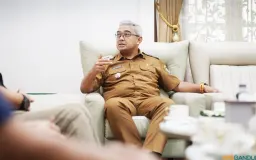 Beda Haluan dengan Kebijakan Gubernur Dedi Mulyadi, Wali Kota Bandung Izinkan Sekolah Gelar Studi Tur