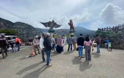Nuansa Alam Tangkuban Perahu, Legenda Wisata Nusantara 