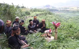 18 Tahun Tanpa Akta Nikah: Kisah Ogi dan Pentingnya Perlindungan Hak Sipil Warga Adat Cireundeu