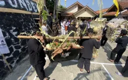 Desa Wisata Jawa Barat Menumbuhkan Ekonomi Kreatif dengan Komitmen dan Kolaborasi