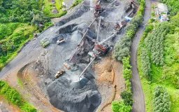 Eksploitasi Sumber Daya Alam, Sebuah Pilihan Sulit di Tengah Ekologi Sosial
