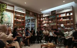Kutu Buku dalam Perayaan Hari Buku Nasional 2025