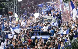 Parade Gelar Juara antara Persib dan Barcelona