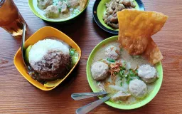 Icip Bakso Solo Samrat yang Sedang Happening