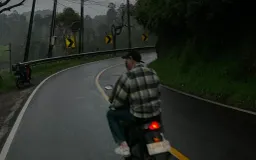  Ciwidey Segar Menggoda, Jalan Gelap Mengintai Bahaya
