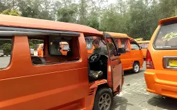 Menyusuri Kabut Harapan, Rohmat dan Ontang-Anting yang Tak Pernah Menyerah