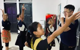 Simbol Keanggunan Perempuan Sunda dalam Penciptaan Tari Jaipongan