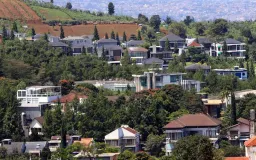 Dari Semula ‘Parijs van Java’ ke ‘Parijs van Property’ 