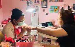 Studio Nail Art dengan Konsep ‘Anjang-anjangan’ yang Bikin Betah