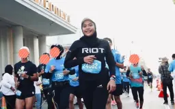 Profesi dan Hobi Harus Seimbang: Seorang Guru SMA Membuktikan Ambisinya