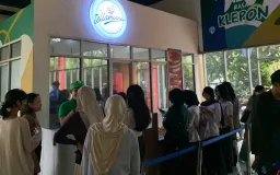 Kue Soes Jumbo yang Bikin Hati Kangen Dayeuhkolot