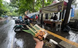 Unik dan Nikmatnya Olahan Payudara Sapi yaitu Sate Jando Gasibu