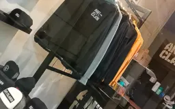  Brand Lokal Anti Class Melawan Arus, Eksistensi  Premium di Tengah Badai Fast Fashion