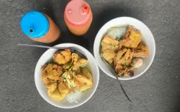 Bakso Patrol Legendaris sejak 1977 yang Masih Menjadi Primadona di Buah Batu