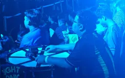 Di Atas Langit Ada Onic: Gaya Hidup Fans Landak Kuning dari Bandung