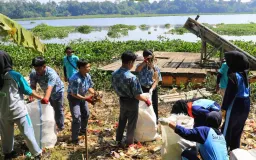 Dari Sanghyang Tikoro ke Citarum Harum: Mitos yang Jadi Aksi