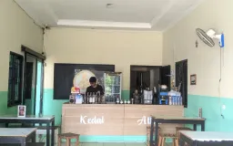 Kehangatan dalam Secangkir Cerita di Kedai Kopi Athar